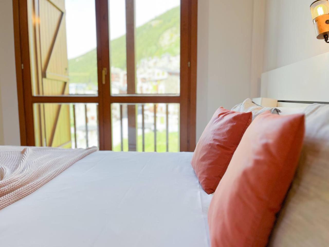 Apartamento Atico De 3 Con Vistas Al Valle De Incles Y Balcon - 6pax - Parking Incluido L By Bonesvacances *
