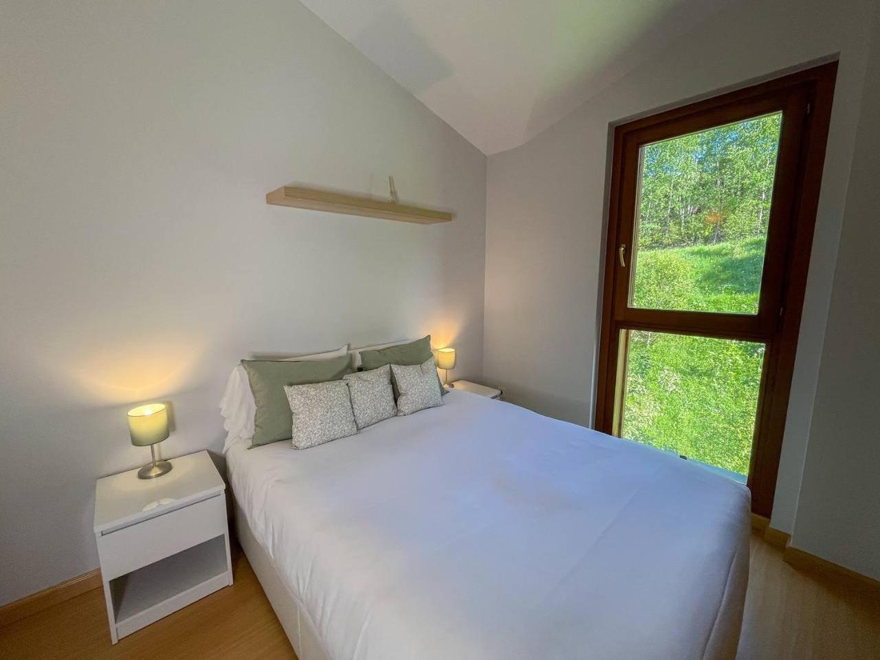 Atico De 3 Con Vistas Al Valle De Incles Y Balcon - 6pax - Parking Incluido L By Bonesvacances Apartamento
