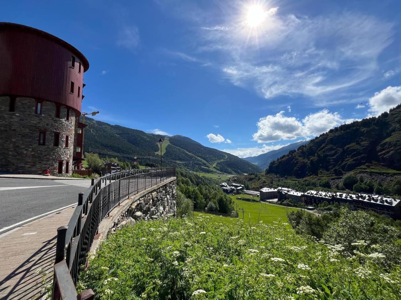 Apartamento Atico De 3 Con Vistas Al Valle De Incles Y Balcon - 6pax - Parking Incluido L By Bonesvacances