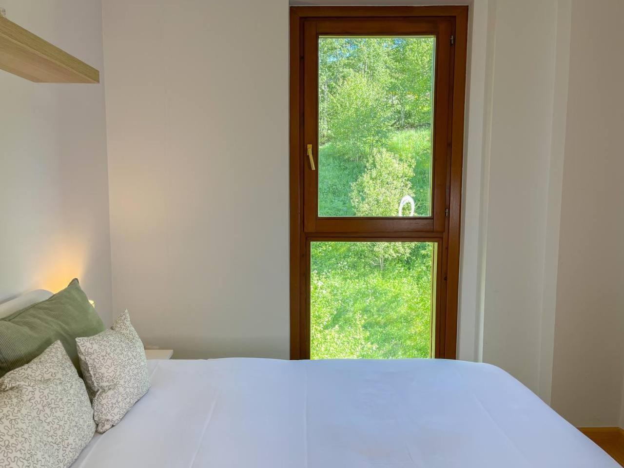 Atico De 3 Con Vistas Al Valle De Incles Y Balcon - 6pax - Parking Incluido L By Bonesvacances * Soldeu