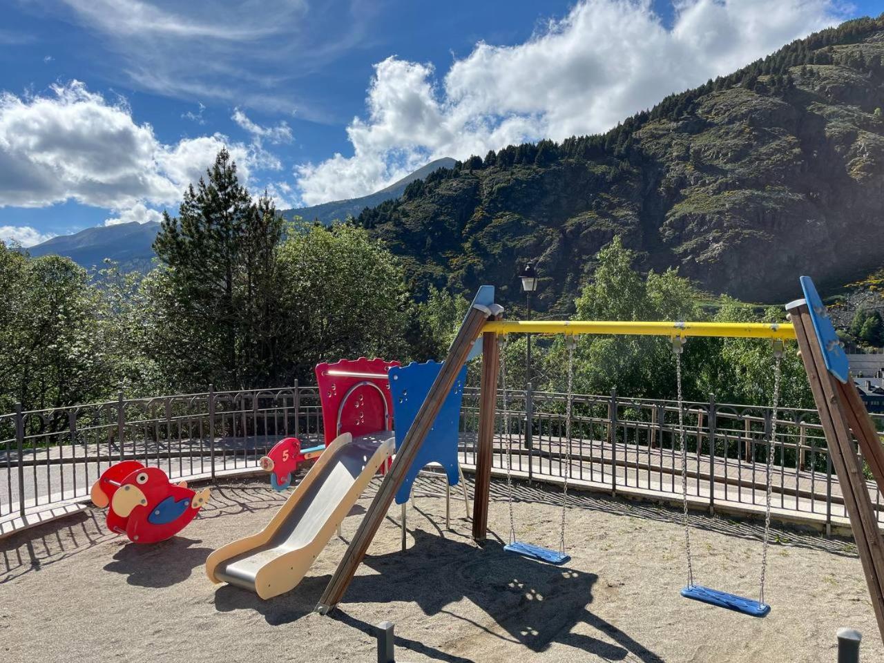Apartamento Atico De 3 Con Vistas Al Valle De Incles Y Balcon - 6pax - Parking Incluido L By Bonesvacances *
